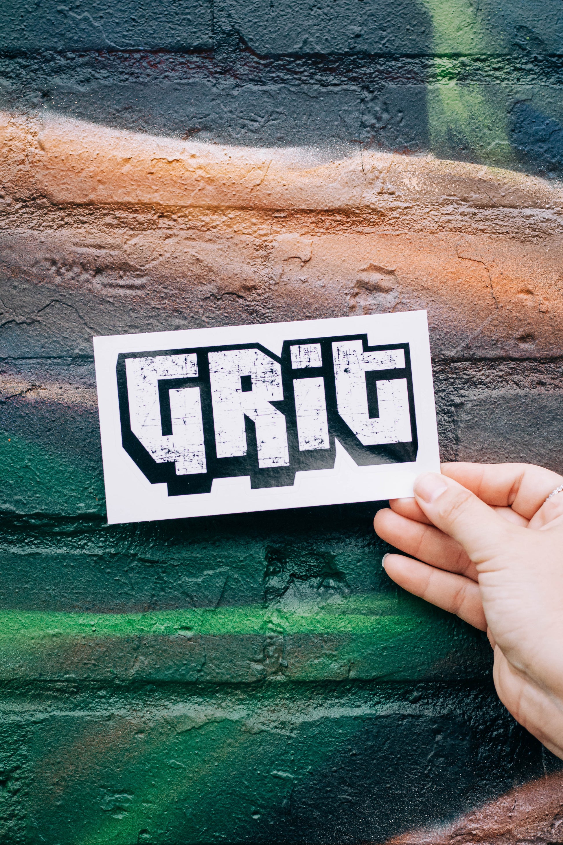Grit sticker