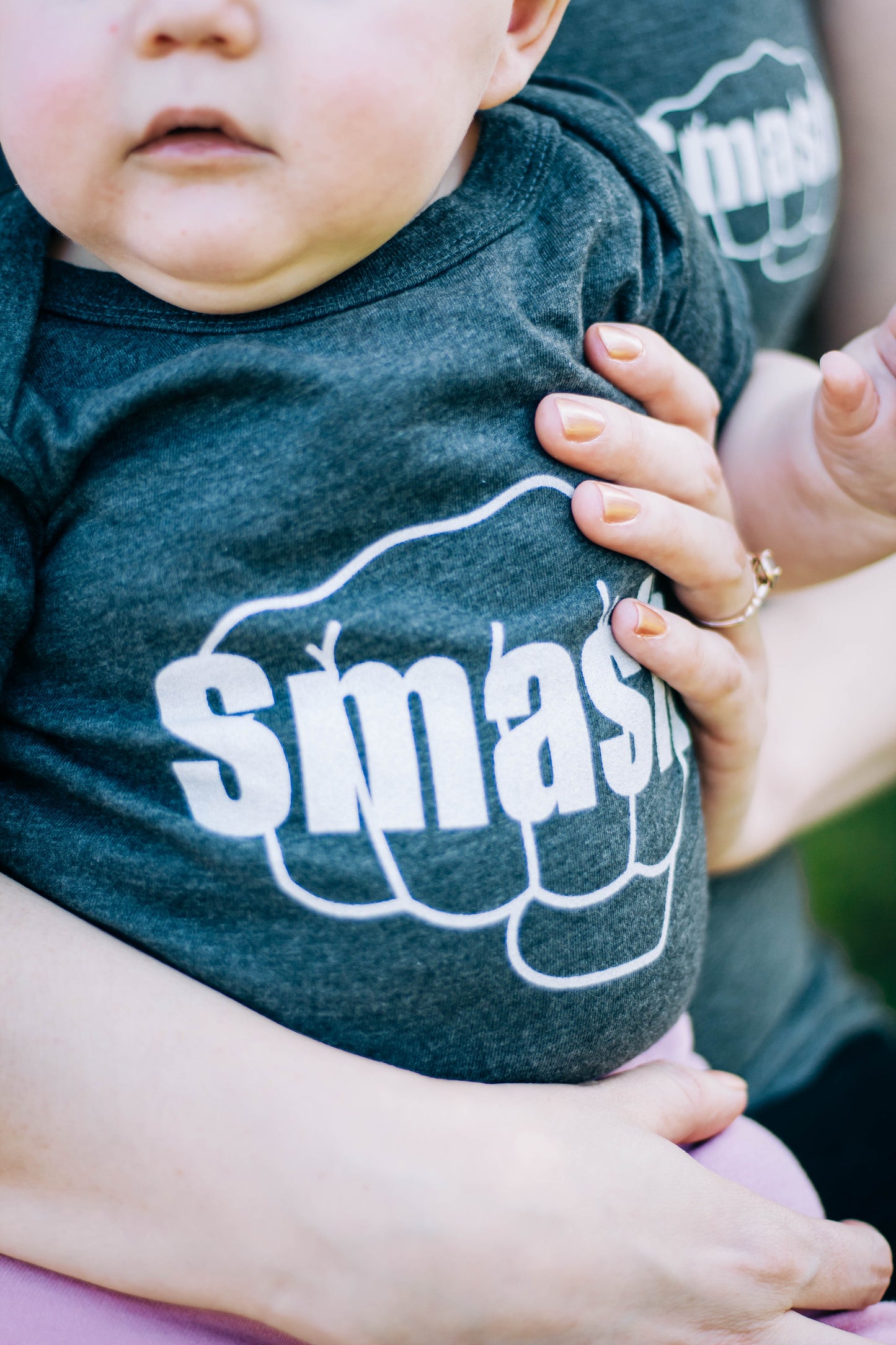 Smash Fist Baby short sleeve one piece charcoal black zoom in